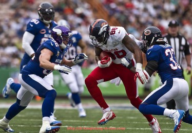 看球通-火箭队中文球衣设计特色及球迷反响分析